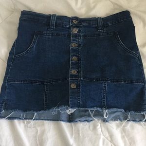 Mini jean skirt.